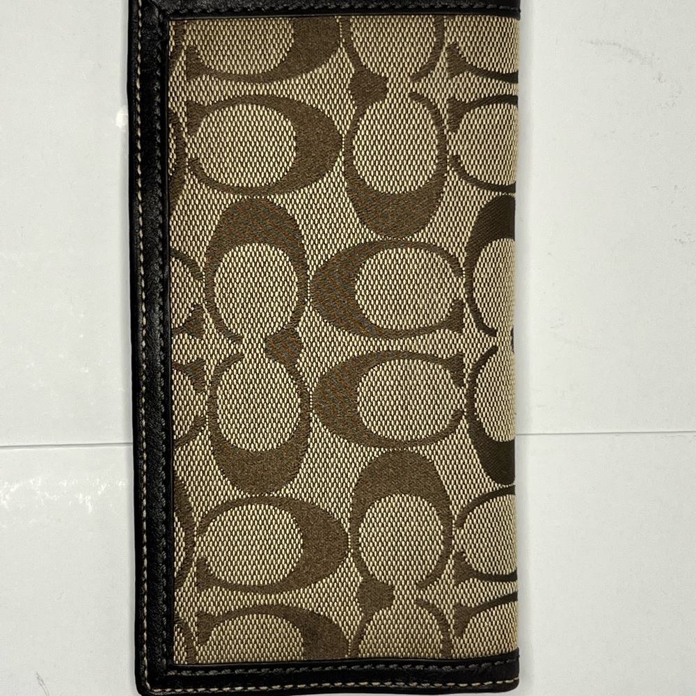 COACH Signature CHECKBOOK COVER – Beige/Brown – 6.5”